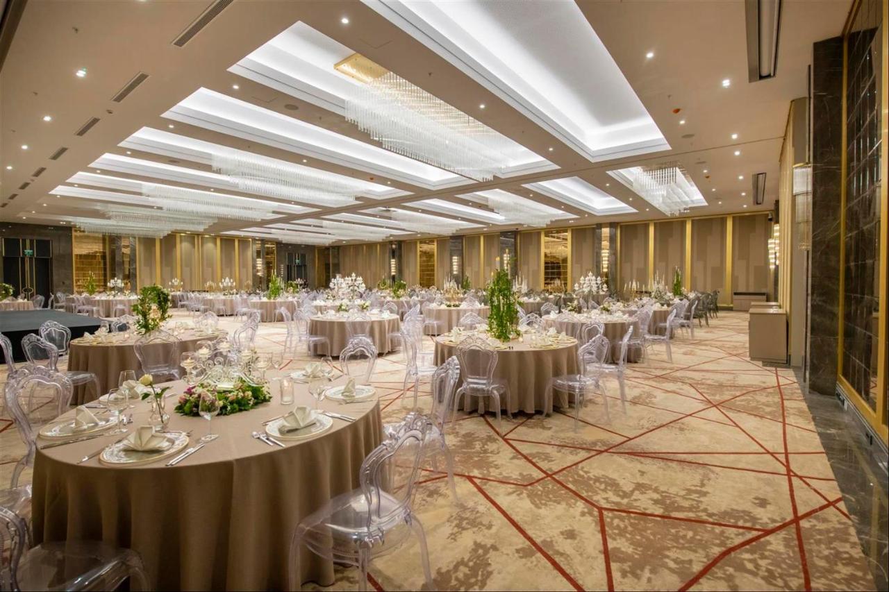 Crowne Plaza Ankara By Ihg Hotel Exterior foto