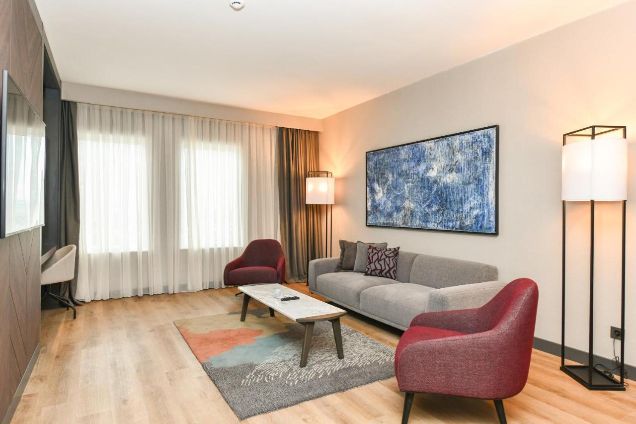 Crowne Plaza Ankara By Ihg Hotel Exterior foto